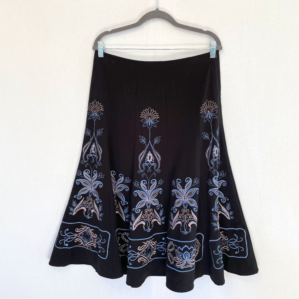 SUNNY LEIGH Women’s Size 8 Black Embroidered Flare A-line Skirt